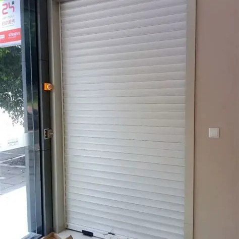 Portas de persiana para escadas